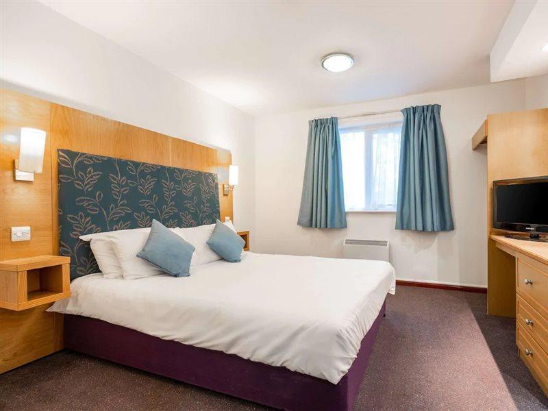Comfort Inn Manchester North 米德尔顿 外观 照片
