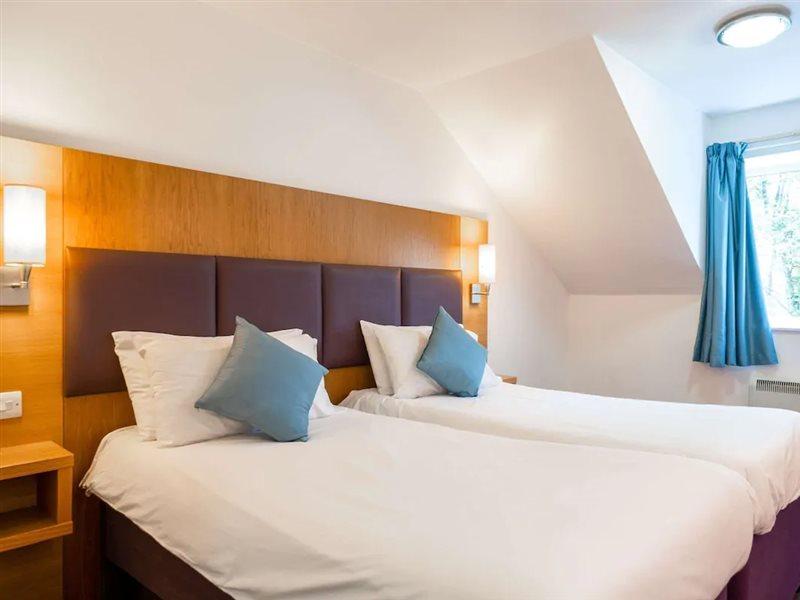 Comfort Inn Manchester North 米德尔顿 外观 照片
