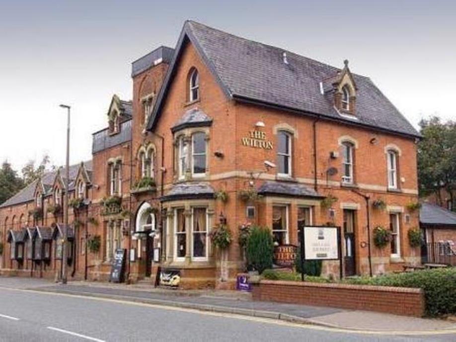Comfort Inn Manchester North 米德尔顿 外观 照片