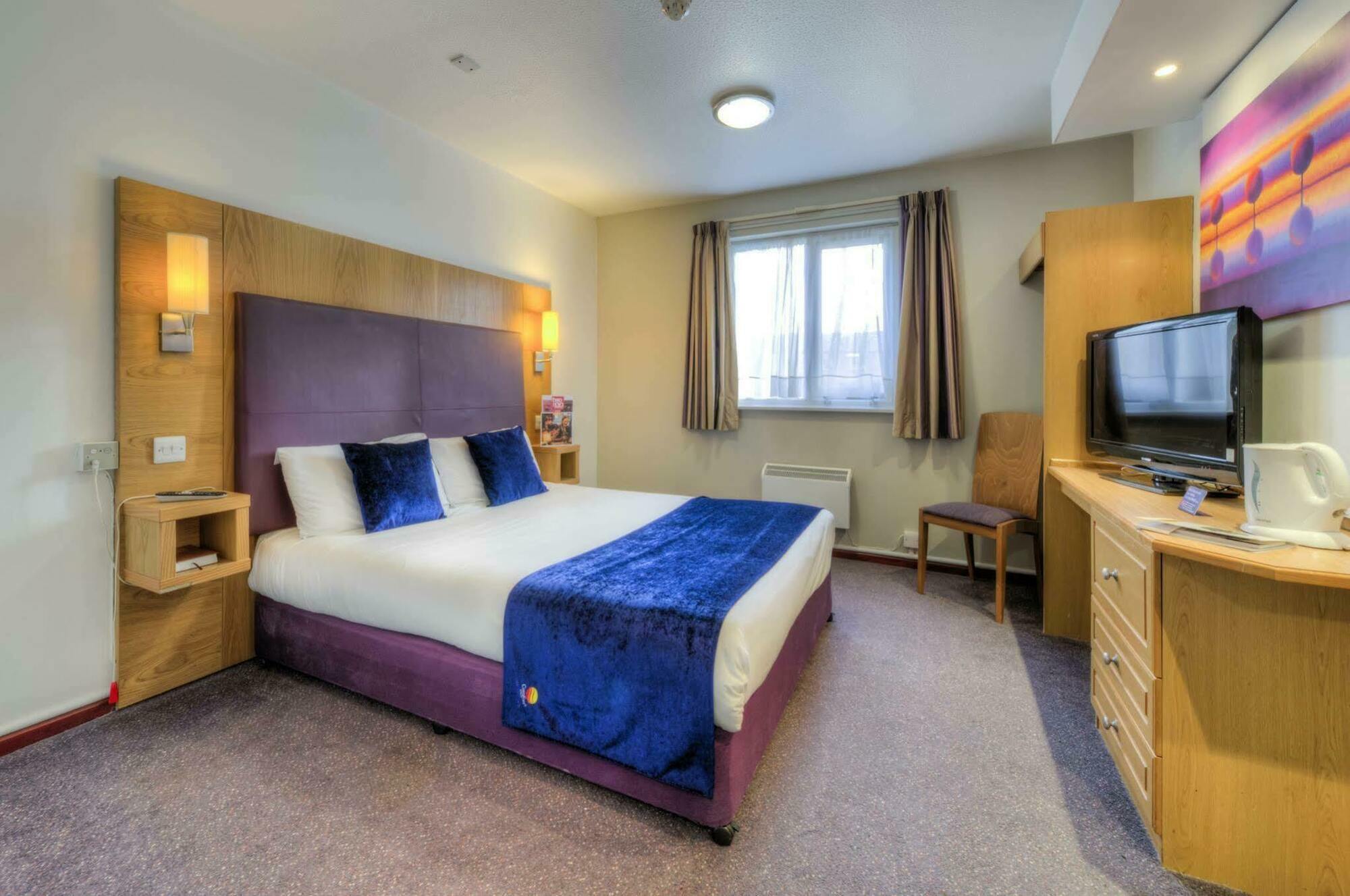 Comfort Inn Manchester North 米德尔顿 外观 照片